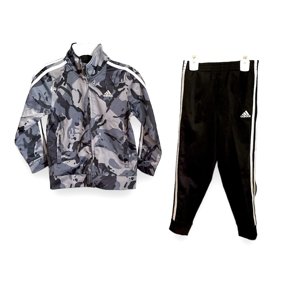Boys Adidas Black and White Camo Tricot Tracksuit (Size 5)